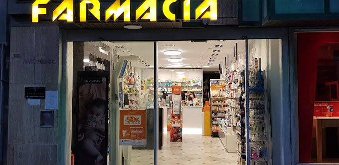 fachada farmacia